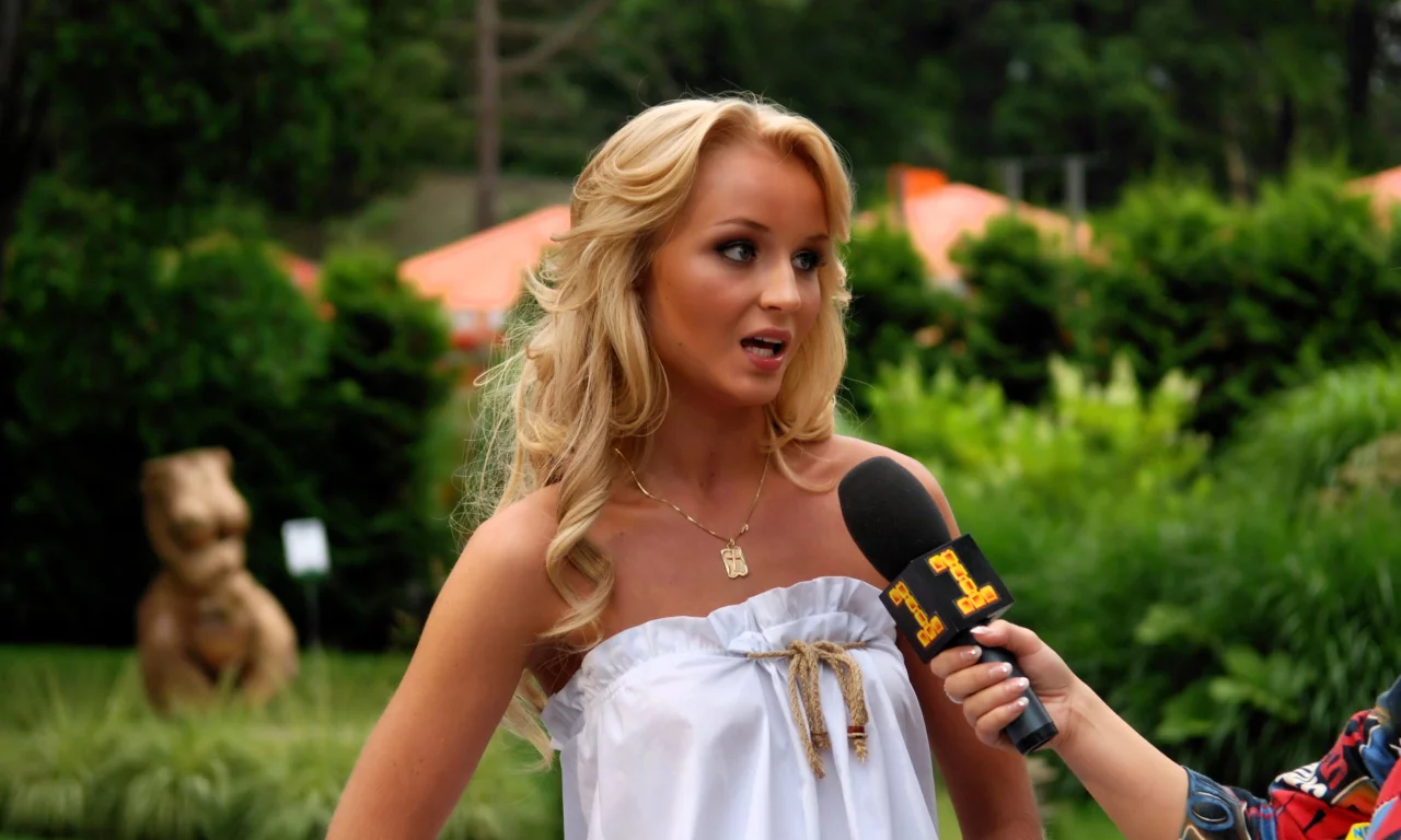 Полина Гагарина