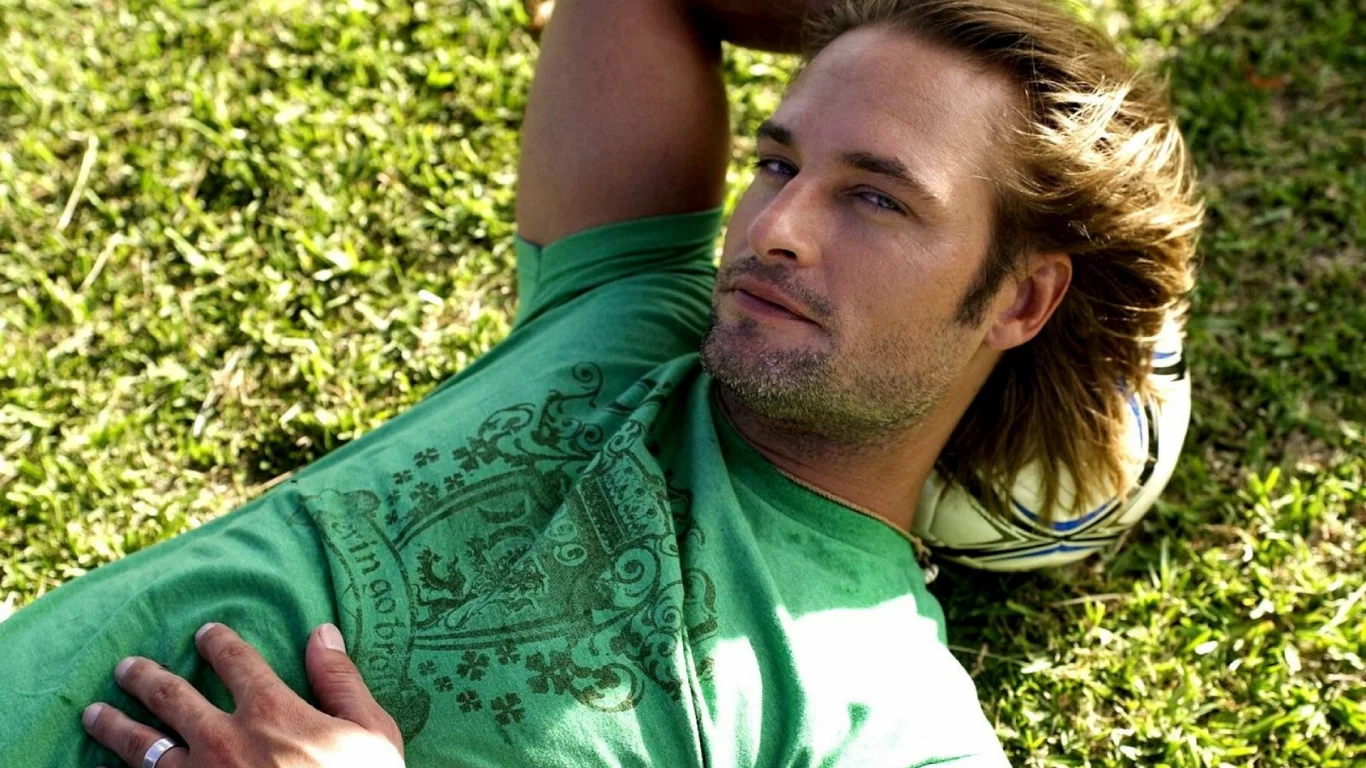Josh Holloway