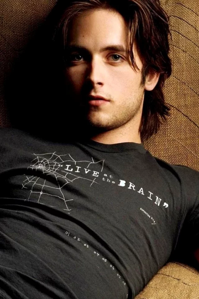 Justin Chatwin