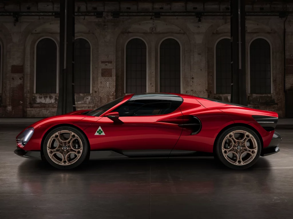 Alfa Romeo 33 Stradale