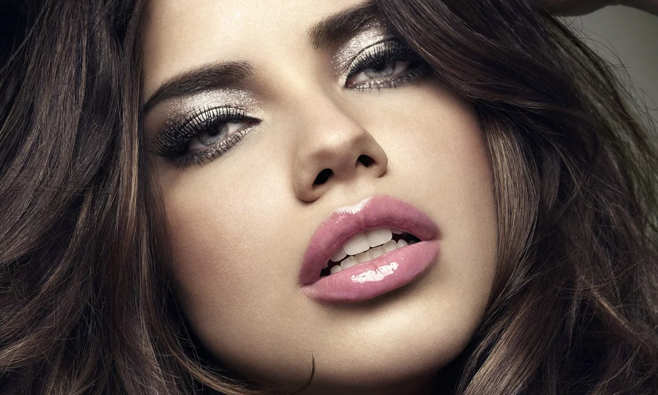 Adriana Lima