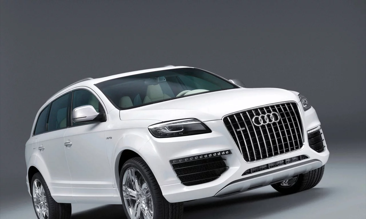Audi Q7 V12