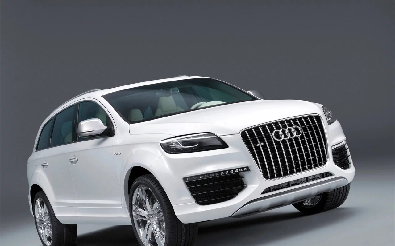 Audi Q7 V12