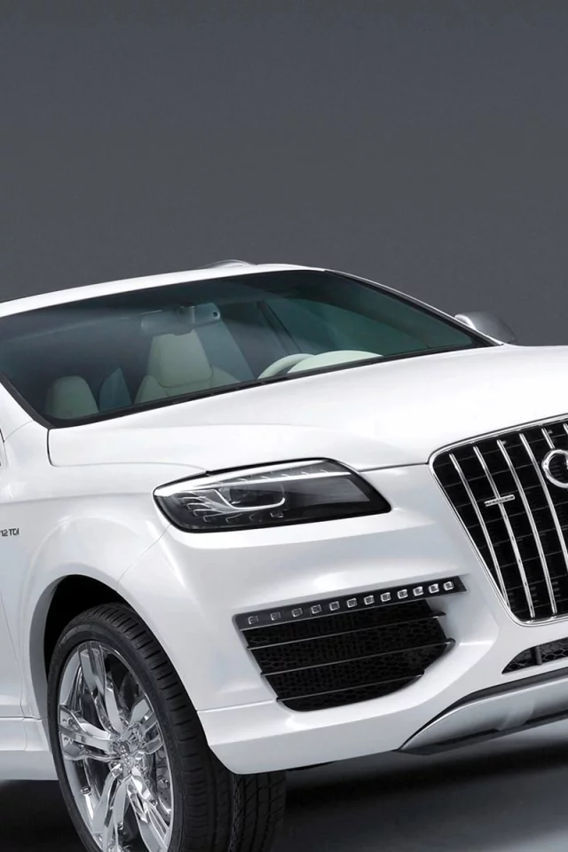 Audi Q7 V12