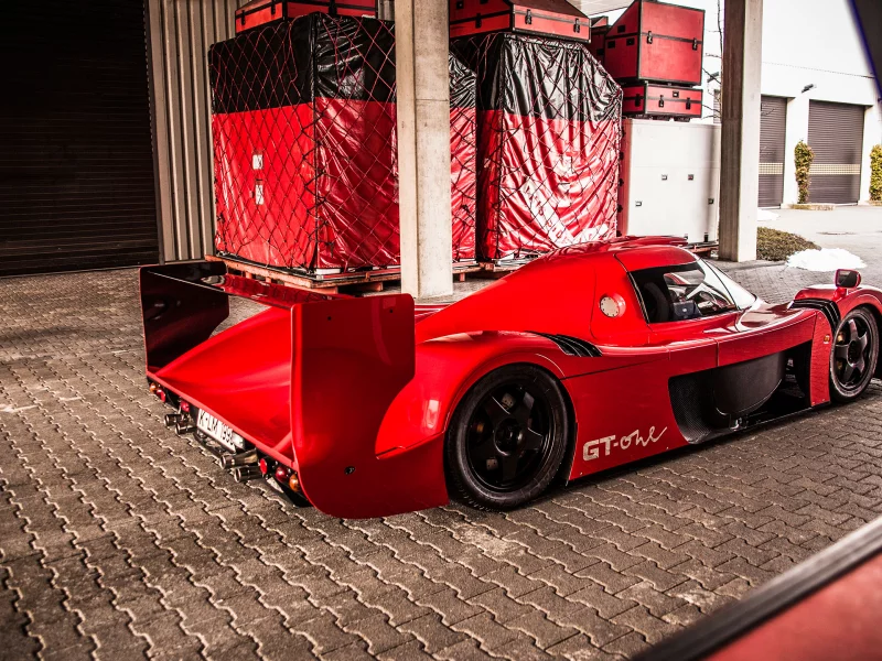 Toyota-GT-One. Road Car