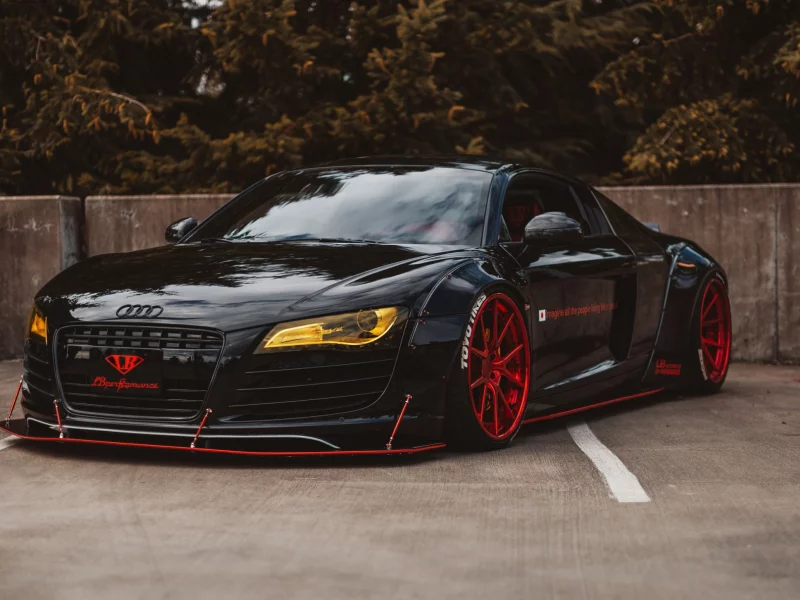 Audi R8