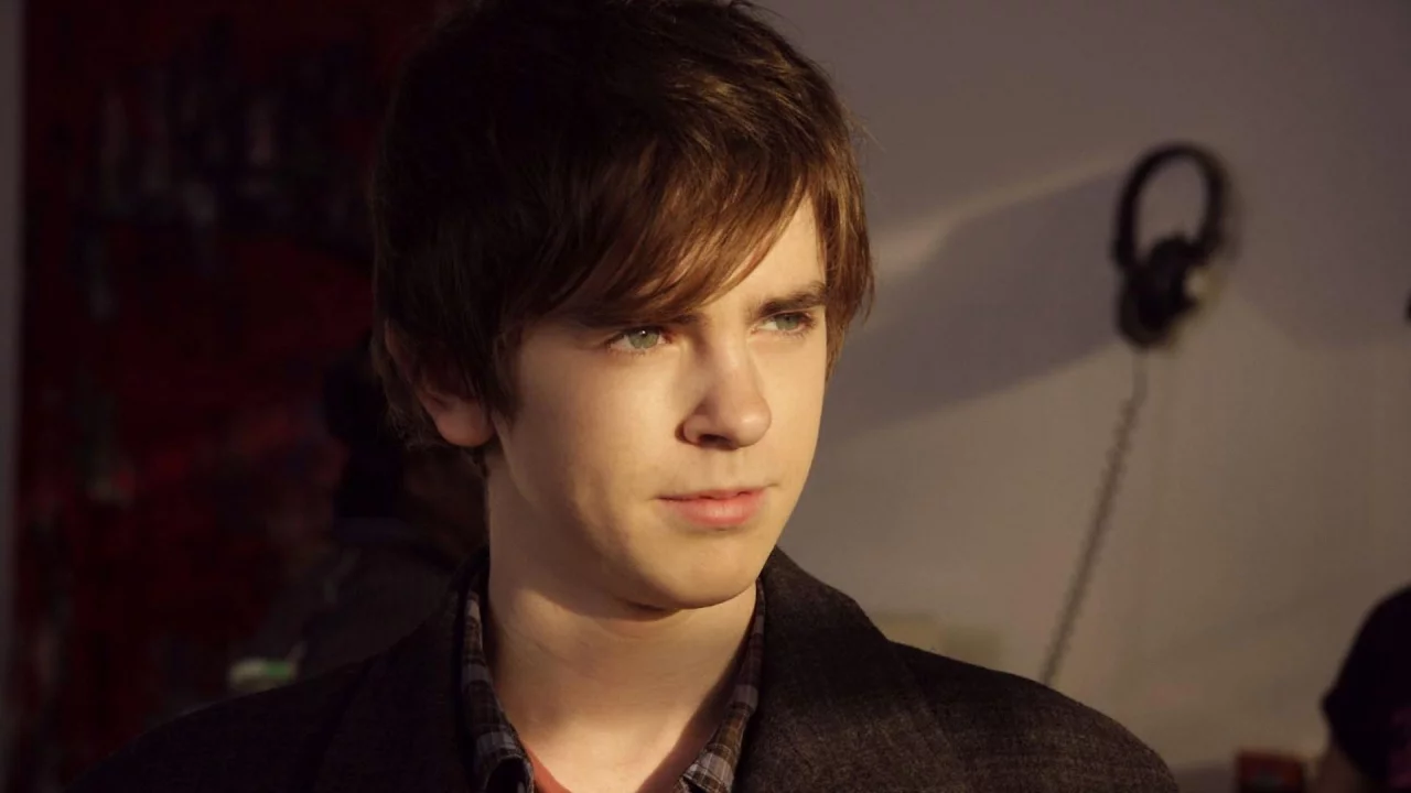 freddie highmore