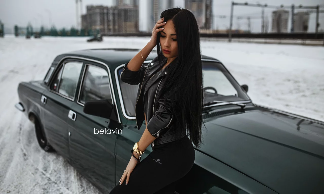 авто с девушкой