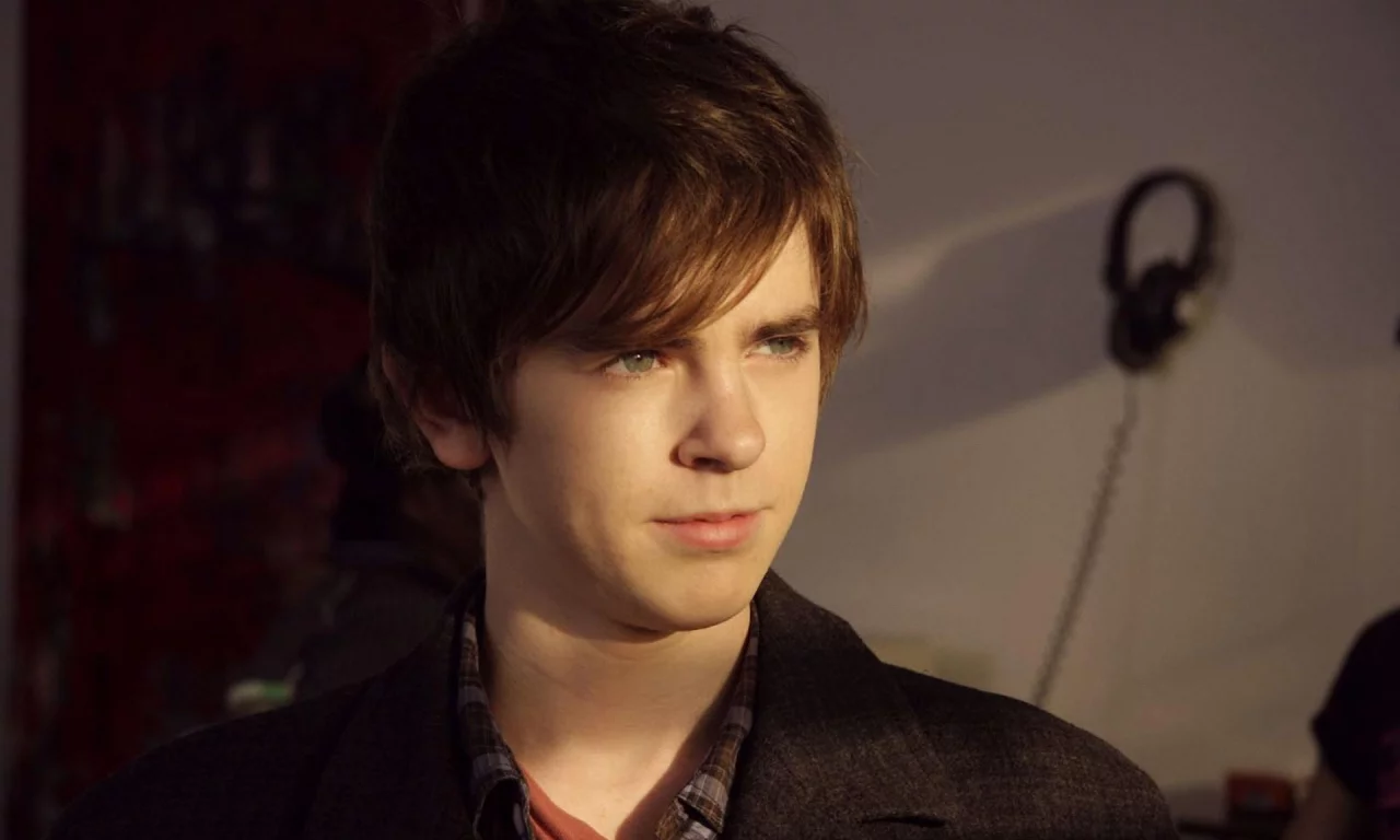 freddie highmore