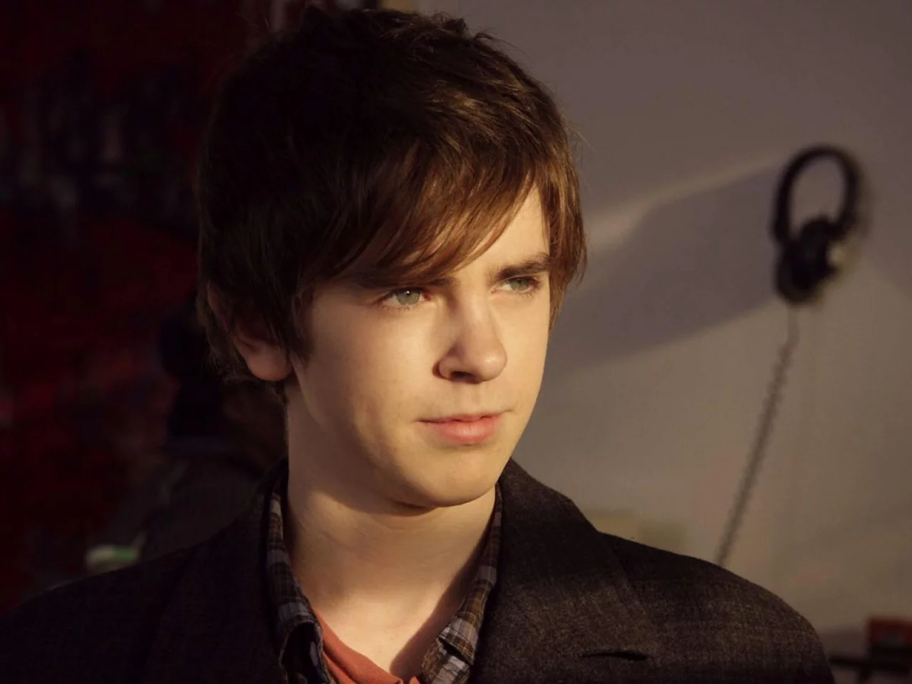freddie highmore