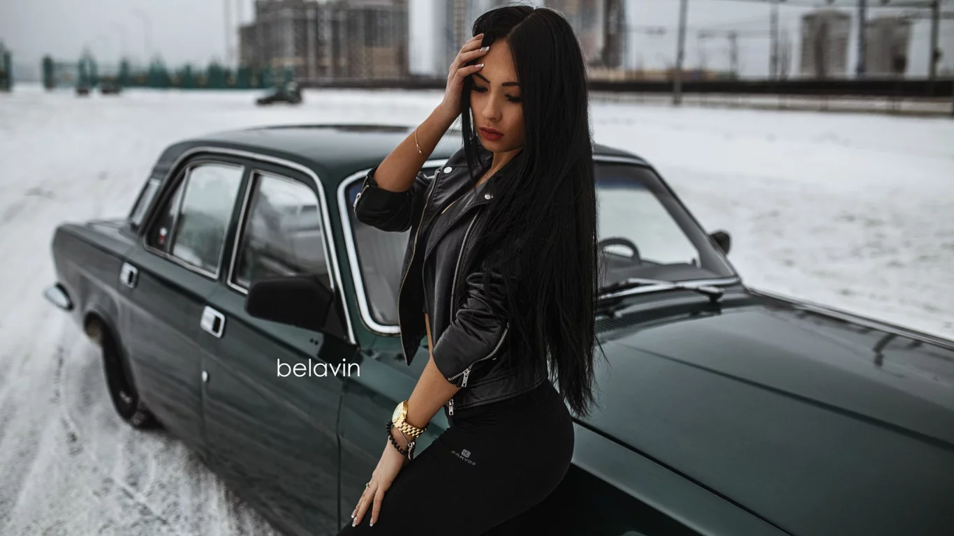 авто с девушкой