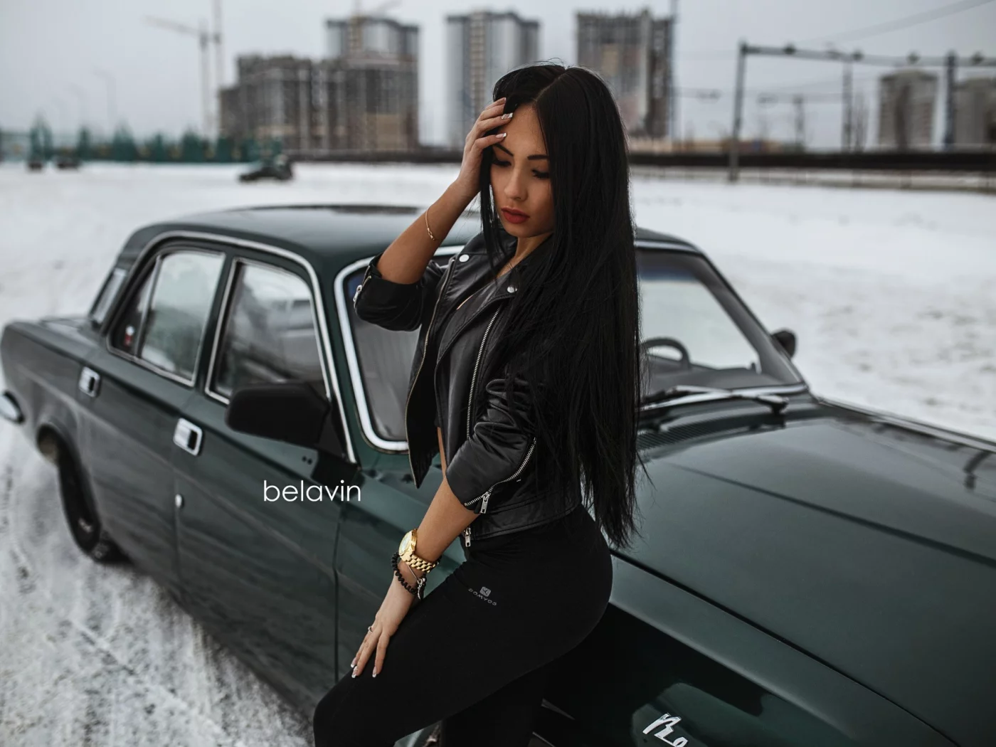 авто с девушкой