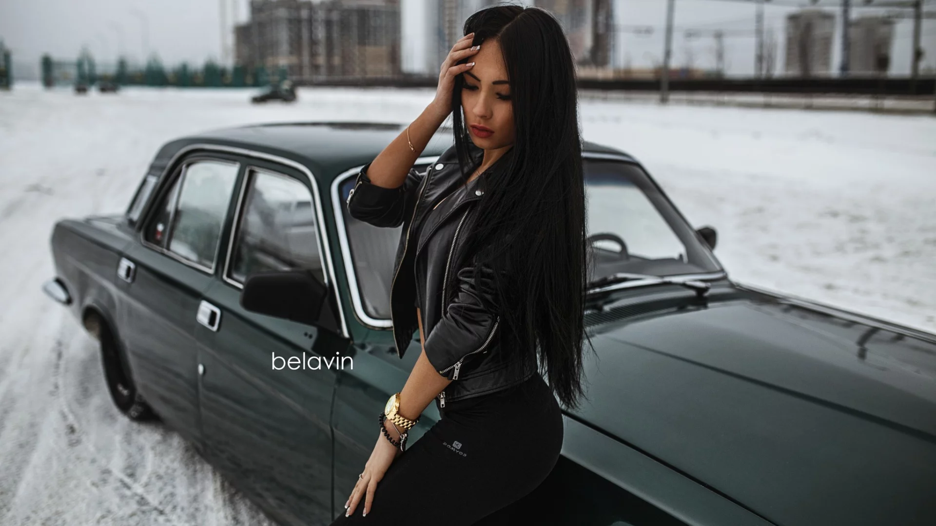 авто с девушкой