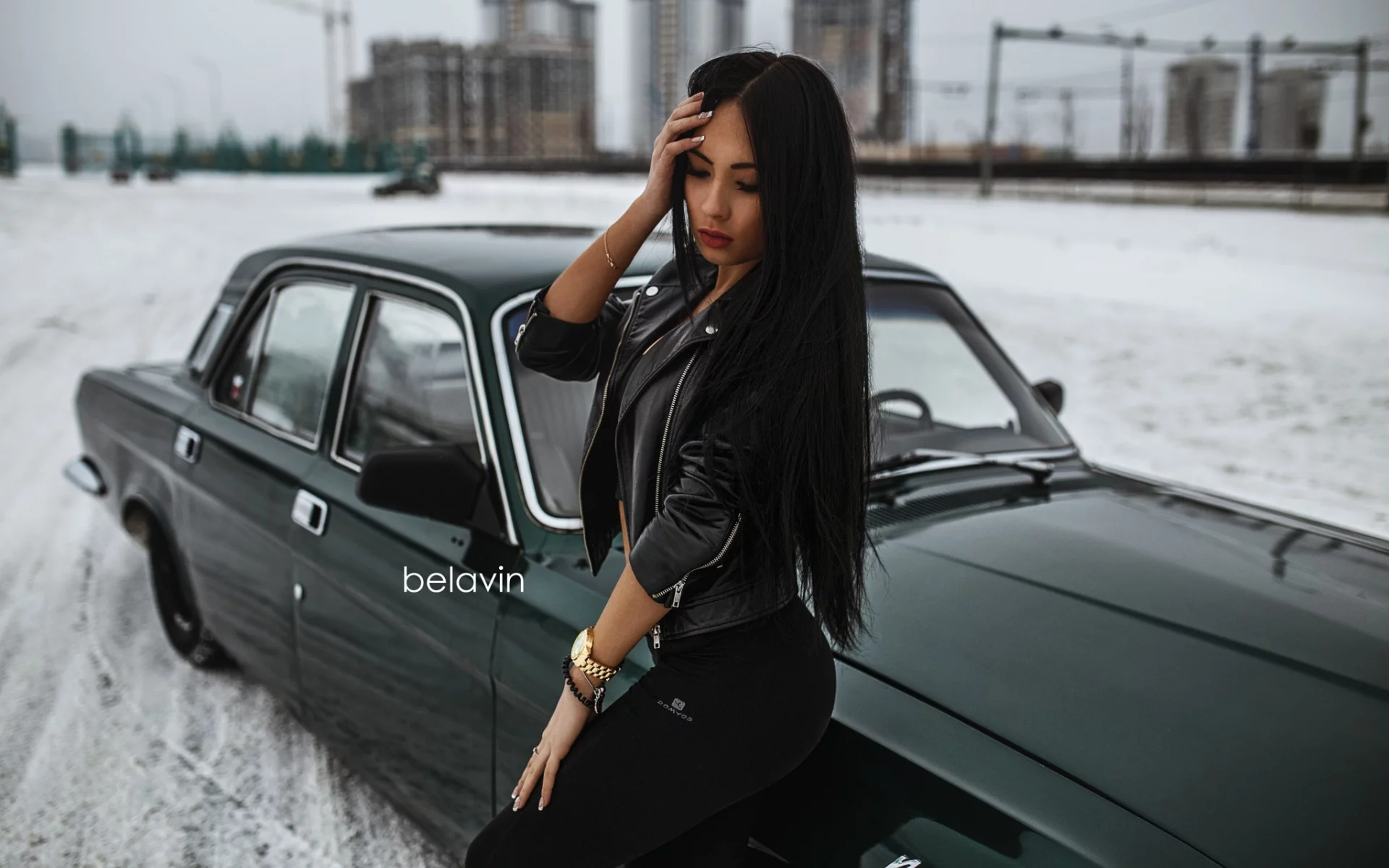 авто с девушкой