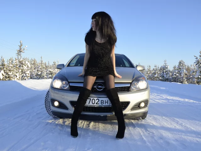 авто с девушкой