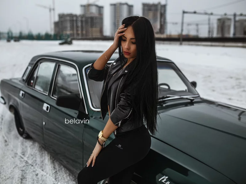 авто с девушкой