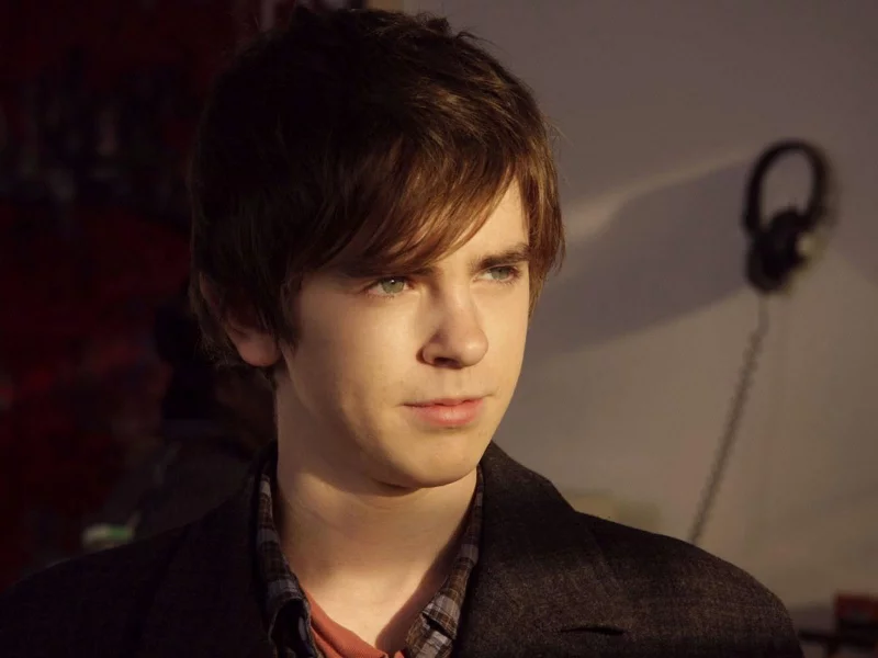 freddie highmore
