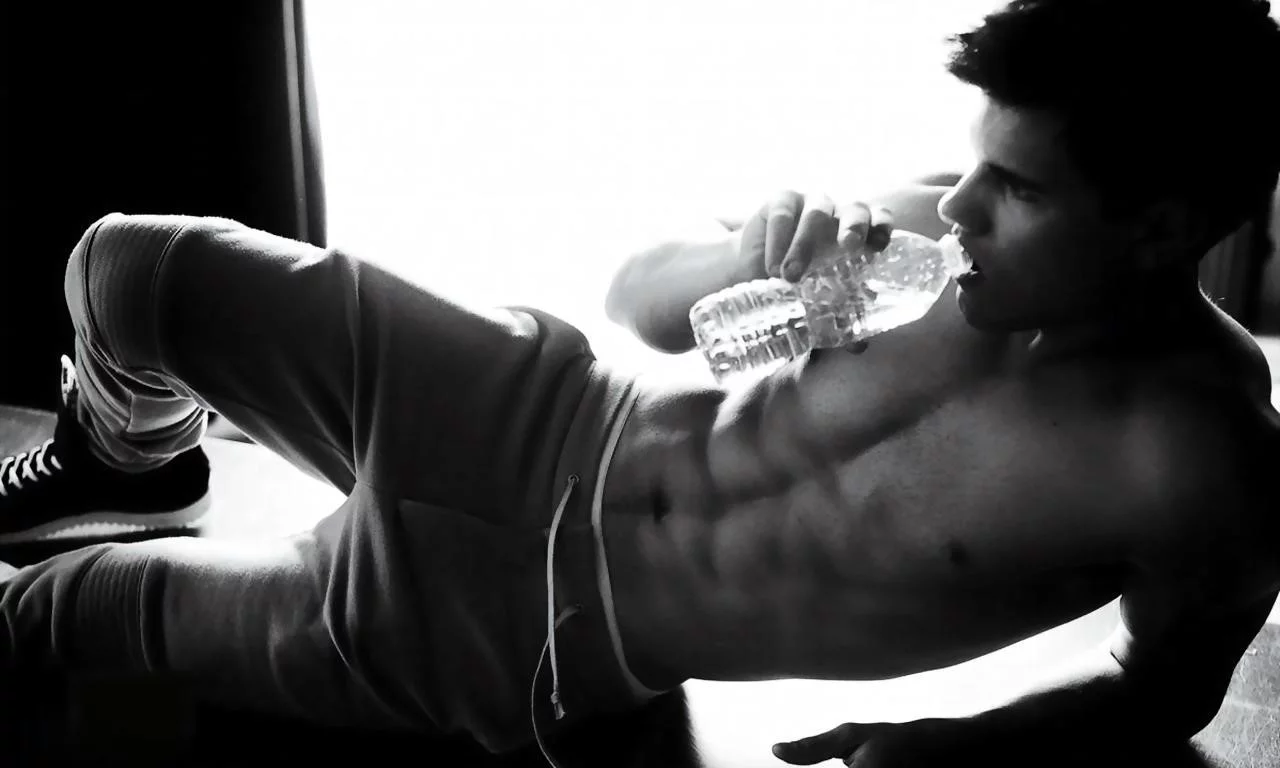 Taylor Lautn