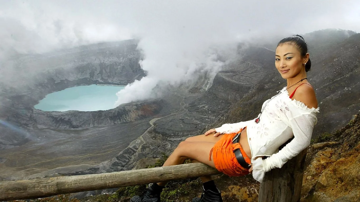 Bai Ling