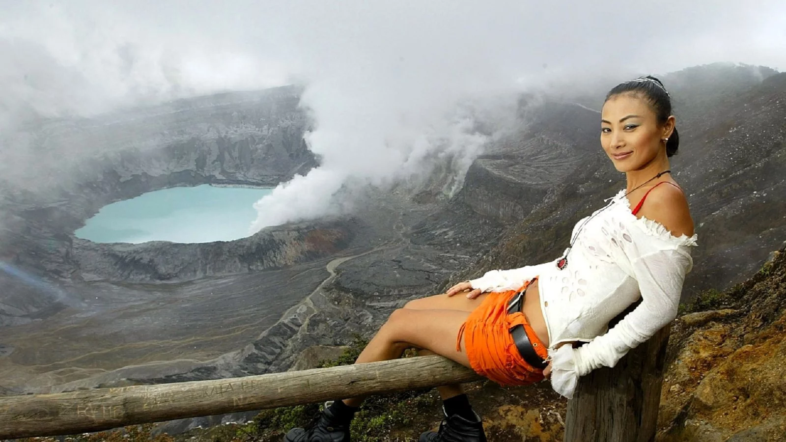 Bai Ling