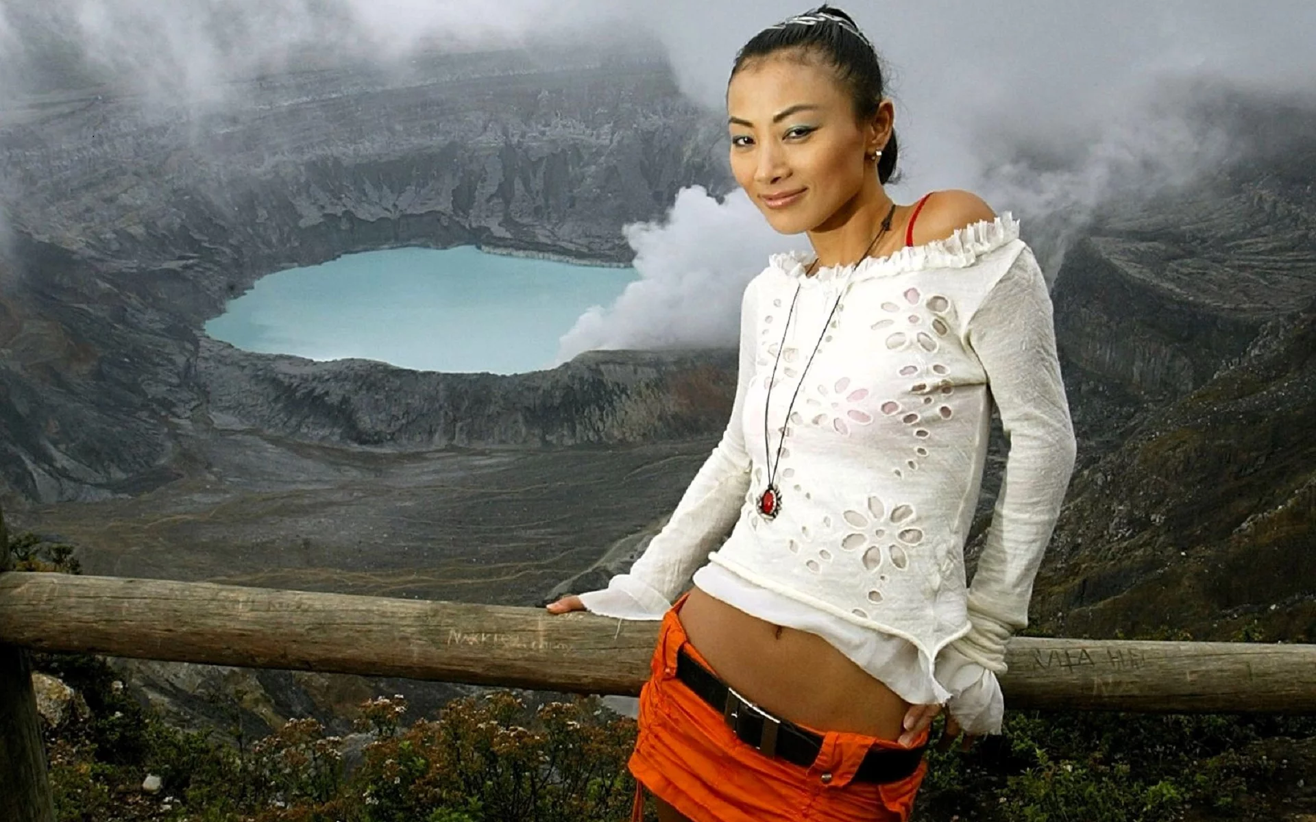 Bai Ling