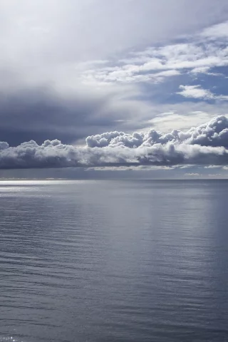 вода