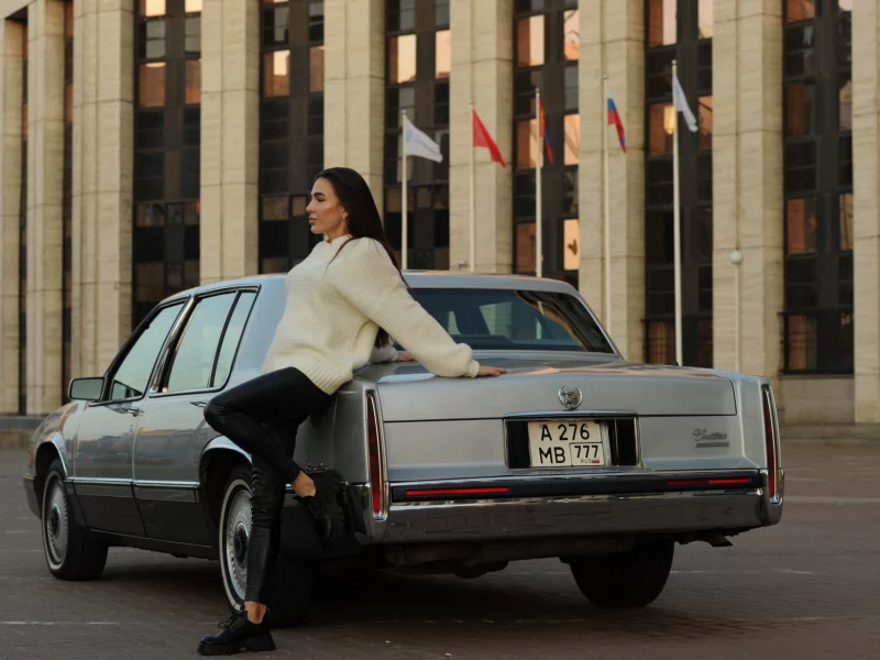 авто с девушкой