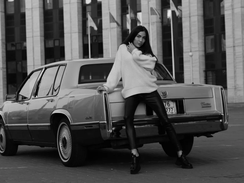 авто с девушкой