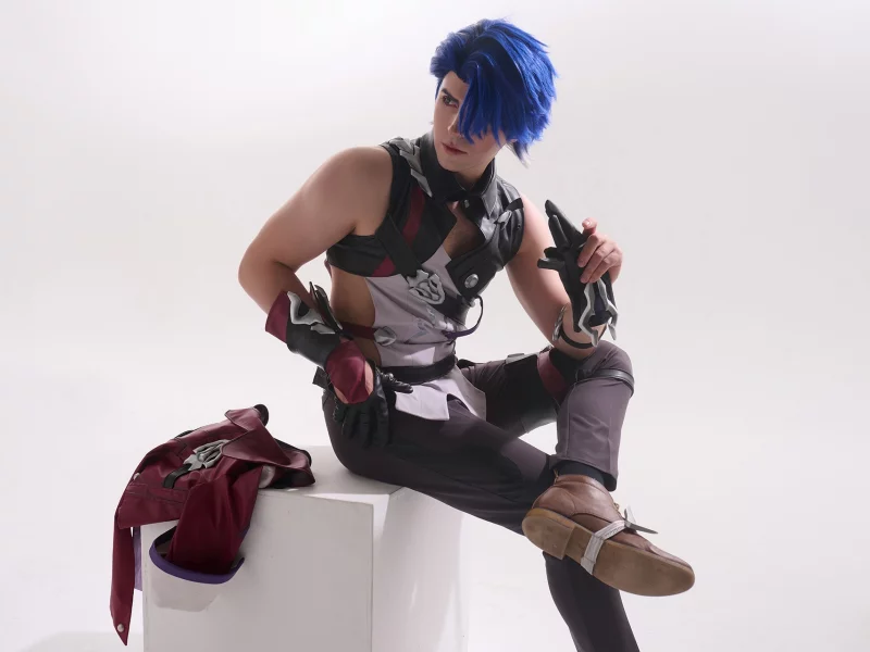 GraysonFin cosplay