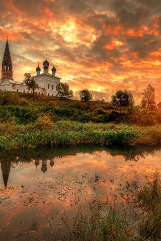Храм