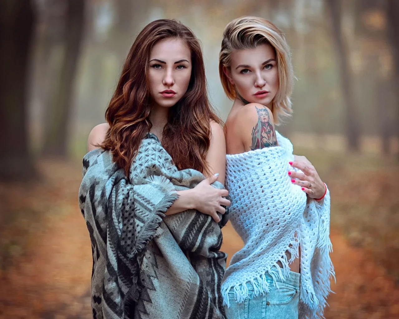 девушки