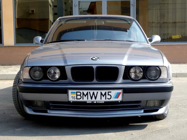 авто