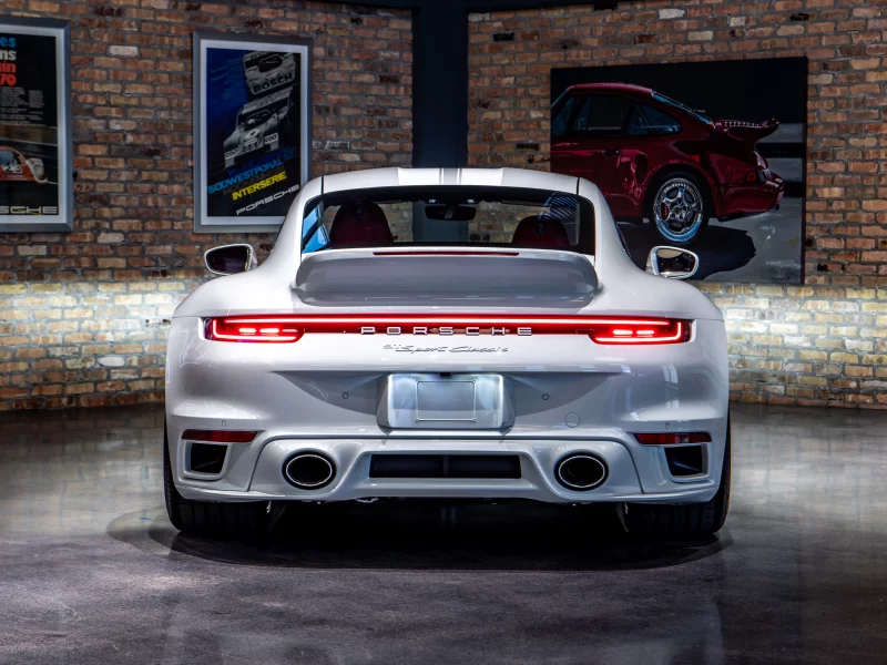 Porsche 992 sport classic